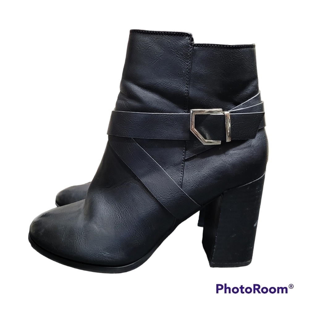 Call It Spring Black Faux Leather Retro Chunky Block Heel Ankle Boots Size‎ 8.5